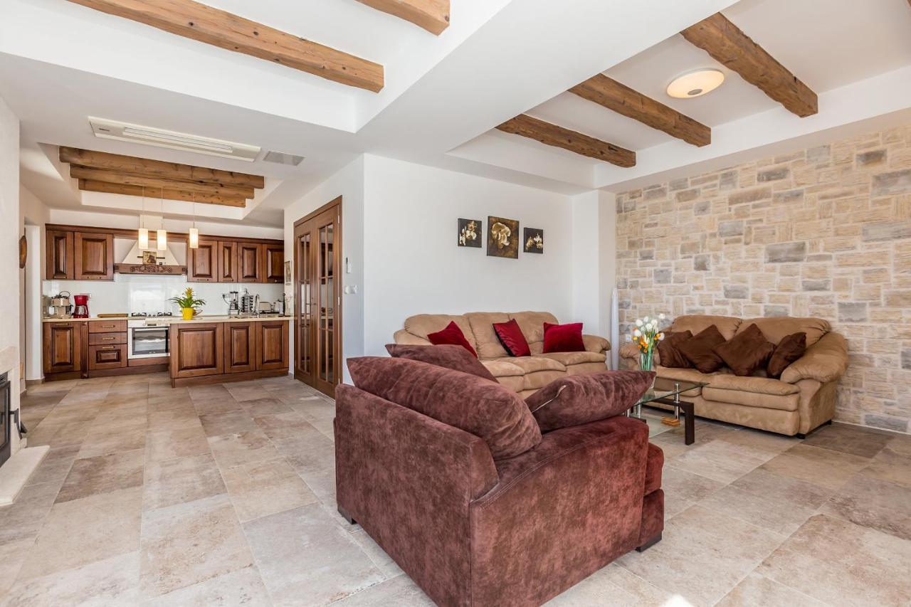 Villa Lurda Linardici Krk Exterior foto