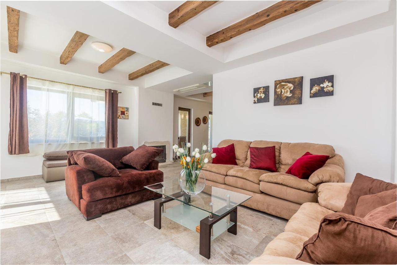 Villa Lurda Linardici Krk Exterior foto